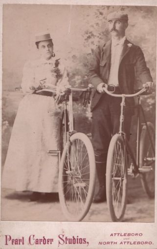 etta-and-bill-on-bikes
